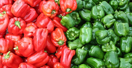 red peppers and green peppers