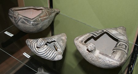 prehistoric effigy pots