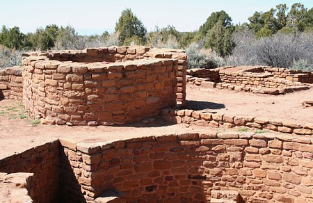Coyote Village tower and the adjacent kiva are cardinally oriented. 